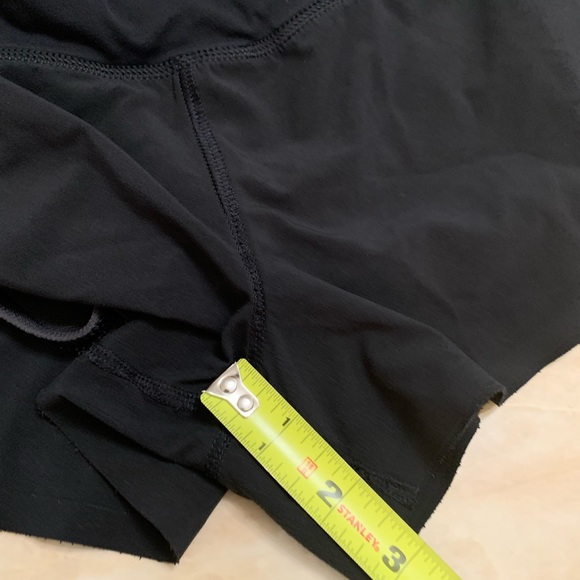 Lululemon athletic 6 - Picture 8 of 8